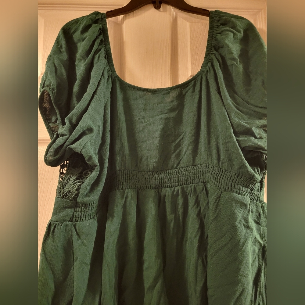 Torrid Green Babydoll With Lace Detail Women's Top Sixe 1/1x NWT - Picture 5 of 8